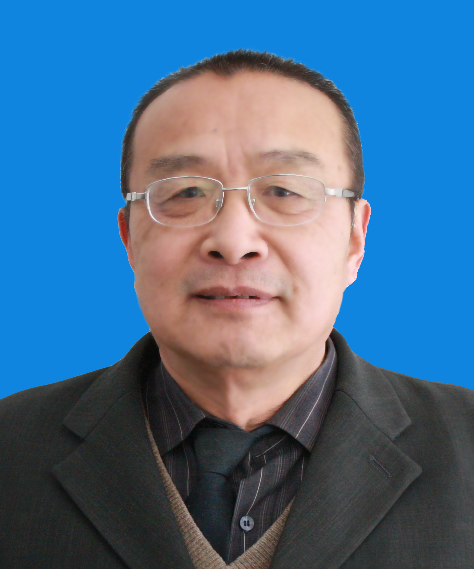 张统曾