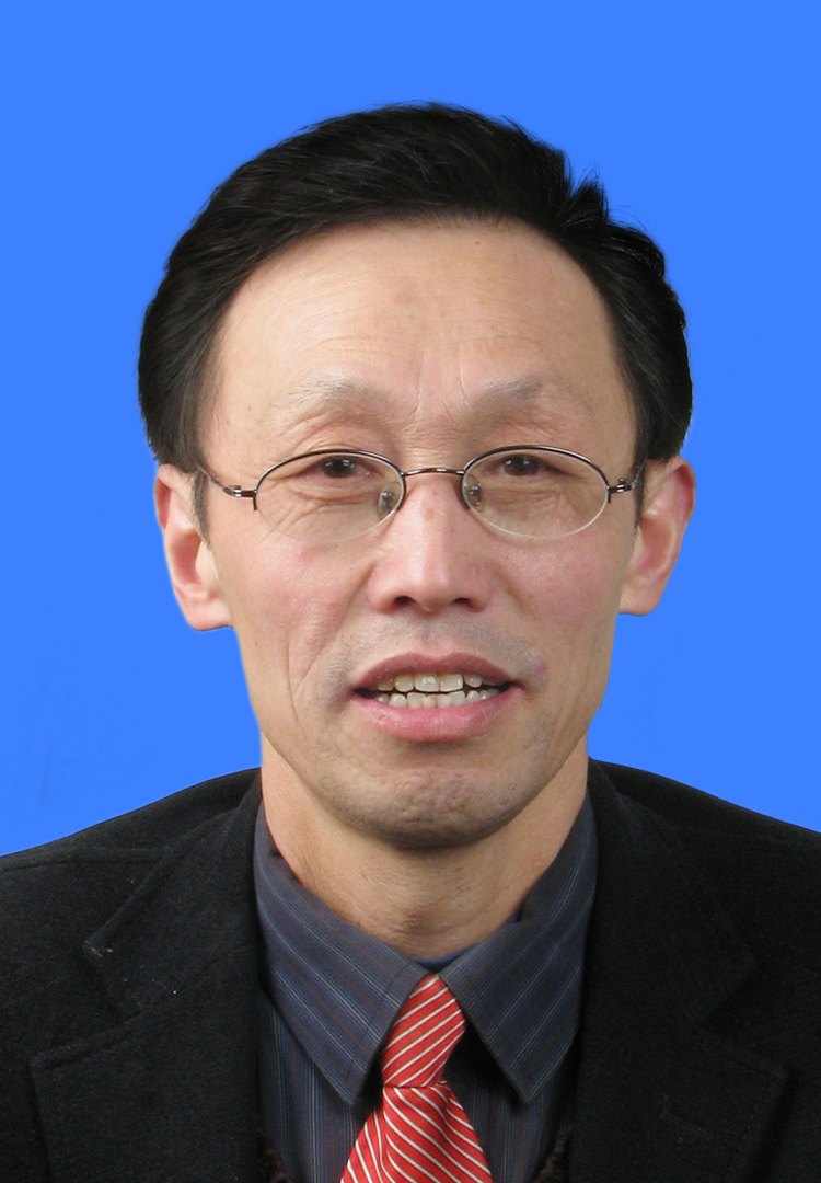 张霸瀚